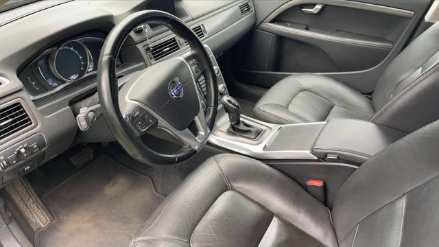 Volvo Xc70 image 3