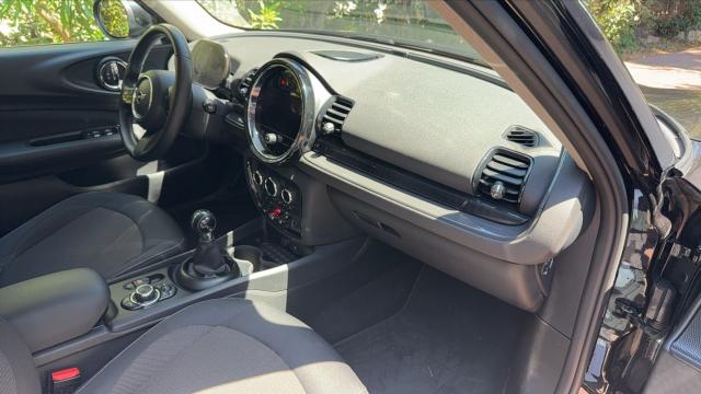 Mini Clubman image 1