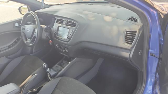 Hyundai I20 image 2
