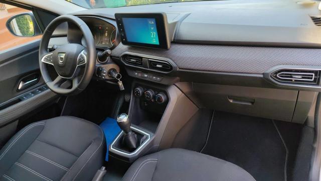 Dacia Sandero image 3