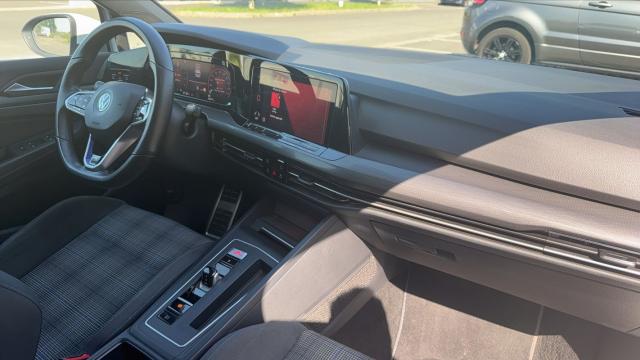 Volkswagen Golf image 2