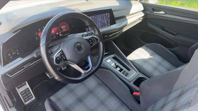 Volkswagen Golf image 5