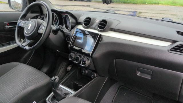 Suzuki Swift image 8