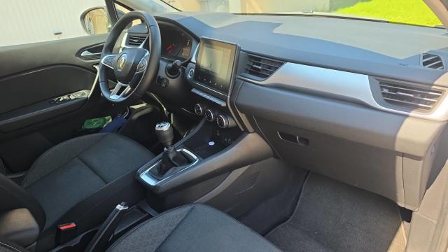 Renault Captur image 2