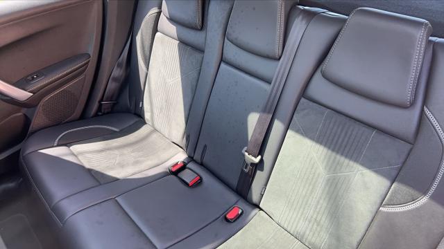 Peugeot 2008 image 3