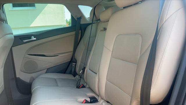 Hyundai Tucson image 4