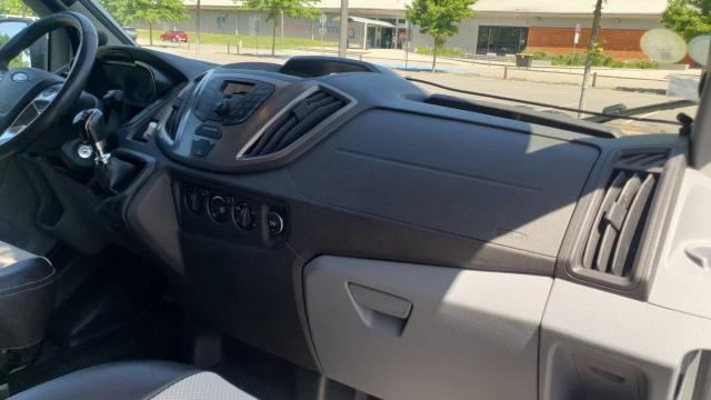 Ford Transit image 9