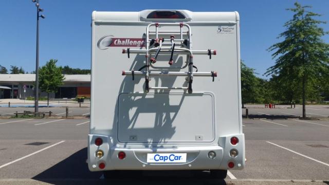 Ford Transit image 6