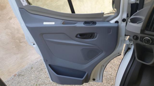 Ford Transit image 2