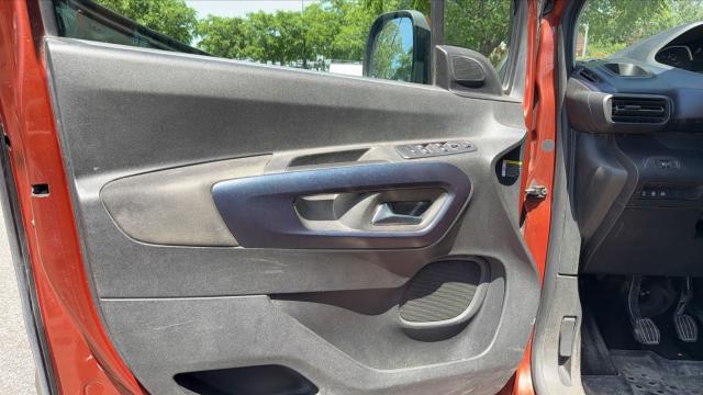 Peugeot Rifter image 6