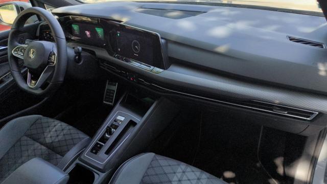 Volkswagen Golf image 6