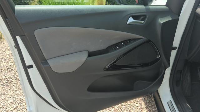 Opel Crossland X image 6