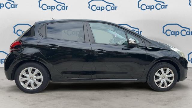 Peugeot 208 image 1