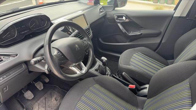 Peugeot 208 image 4