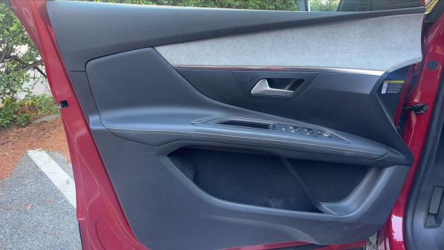 Peugeot 3008 image 8