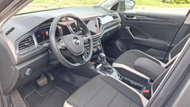 Volkswagen T-Roc image 6