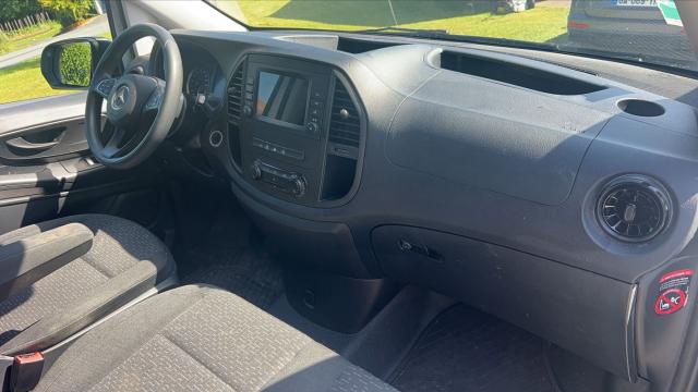 Mercedes Benz Vito image 4