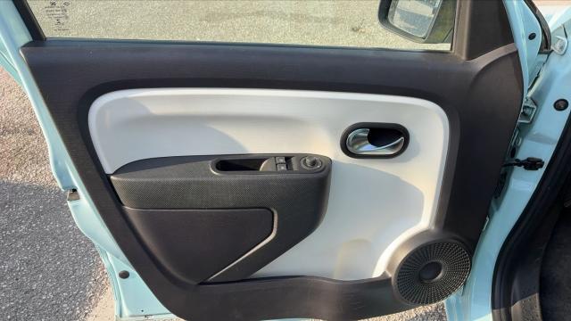 Renault Twingo image 8