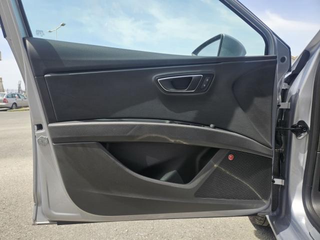 Seat Leon image 3