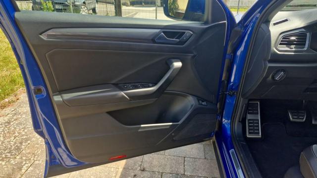 Volkswagen T-Roc image 8