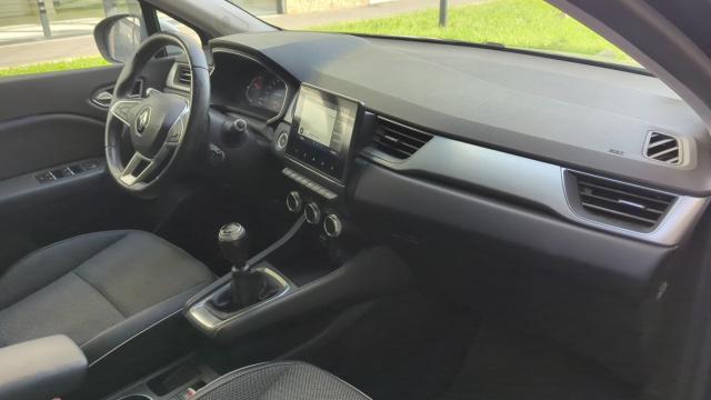 Renault Captur image 9