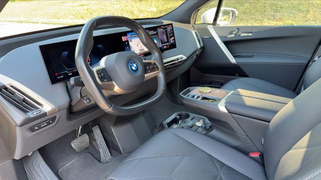 Bmw Ix image 2