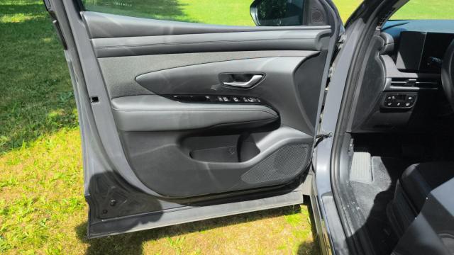 Hyundai Tucson image 6