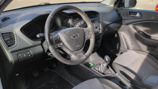 Hyundai I20 image 8