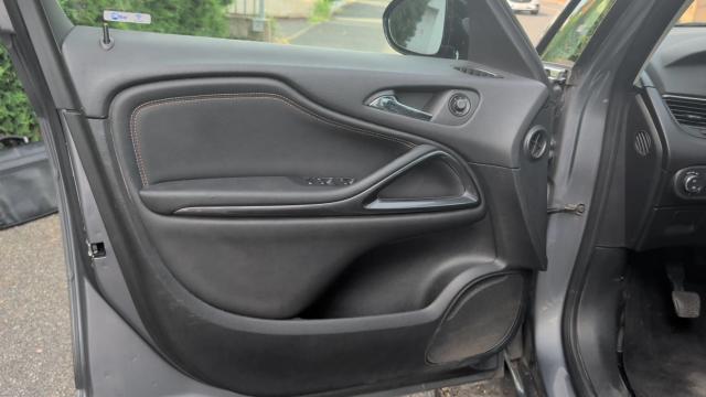 Opel Zafira Tourer image 8
