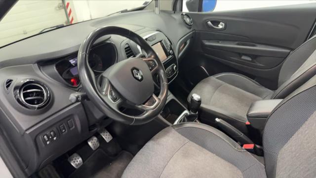 Renault Captur image 1