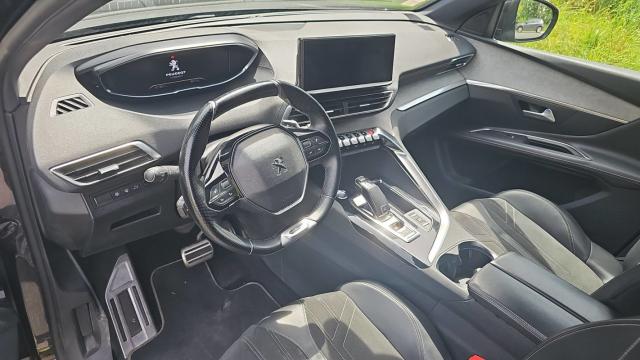 Peugeot 3008 image 2