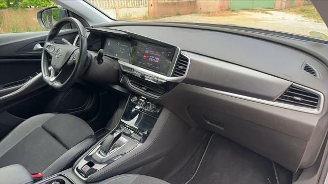Opel Grandland image 9
