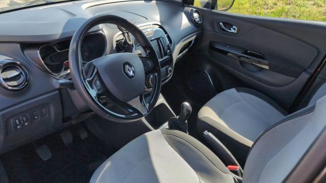 Renault Captur image 1