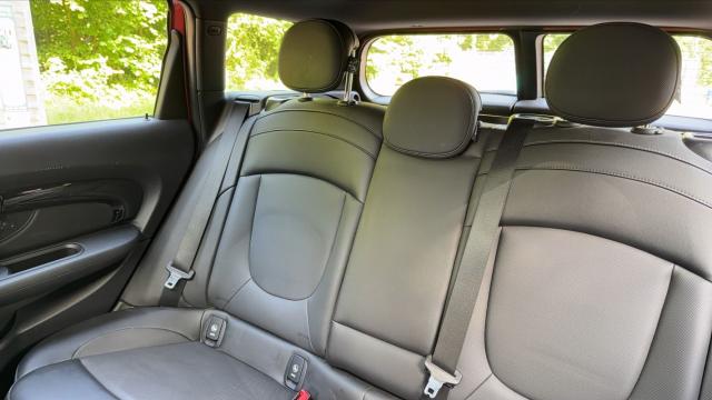 Mini Clubman image 3
