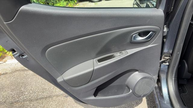 Renault Clio image 8