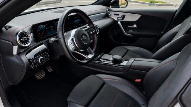 Mercedes Benz Cla Shooting Brake image 8