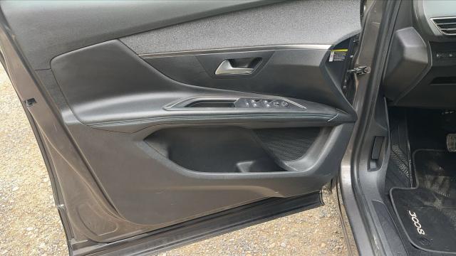 Peugeot 3008 image 4