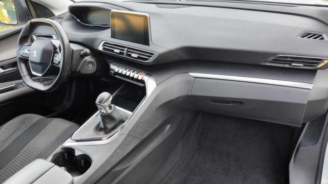 Peugeot 3008 image 9