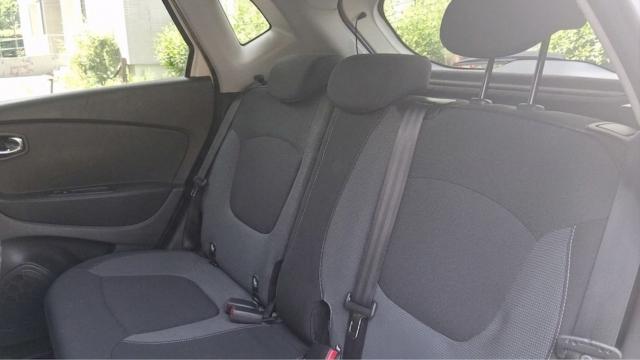 Renault Captur image 2
