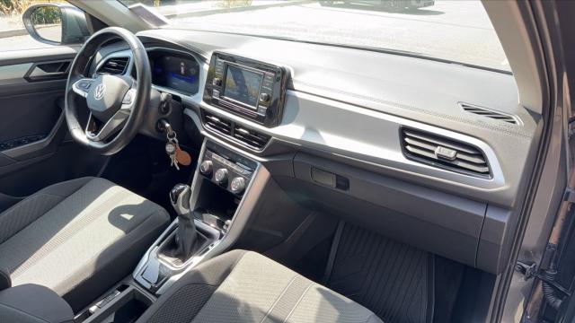 Volkswagen T-Roc image 7