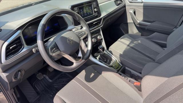 Volkswagen T-Roc image 5