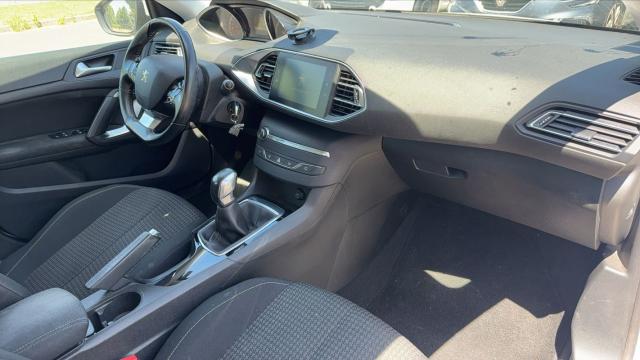 Peugeot 308 image 9