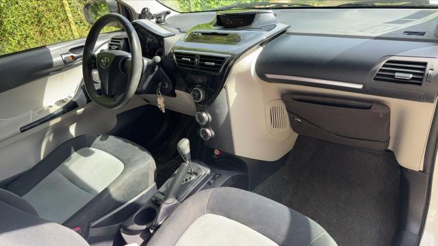 Toyota Iq image 1