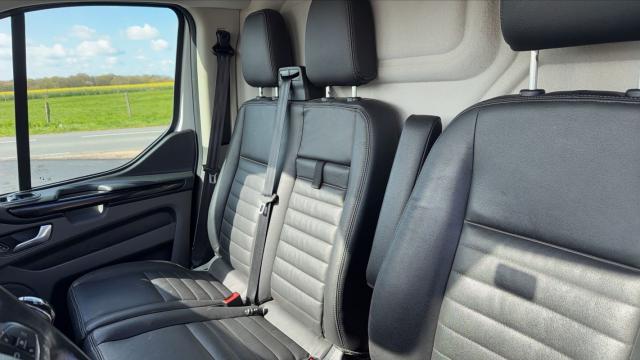 Ford Transit Custom Fourgon image 9