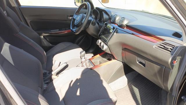 Suzuki Swift image 8