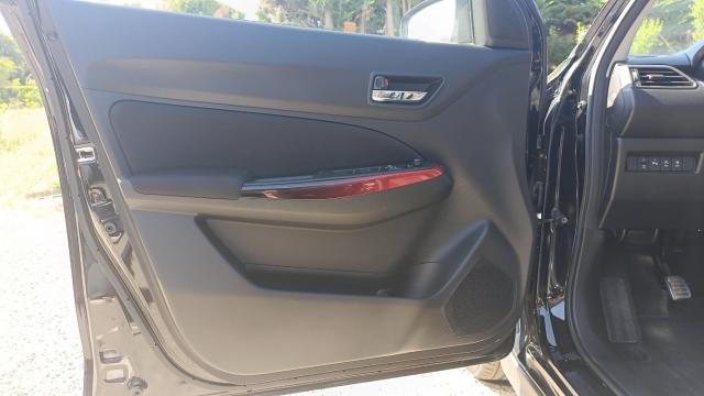 Suzuki Swift image 7