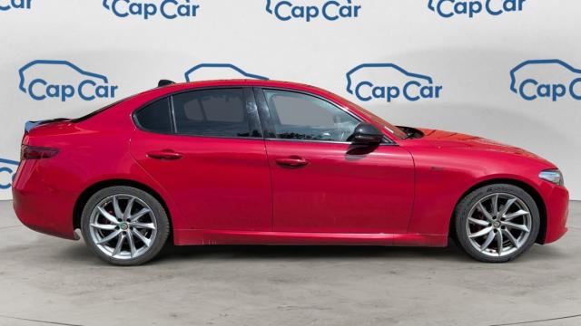 Alfa Romeo Giulia image 2