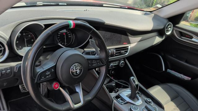 Alfa Romeo Giulia image 4