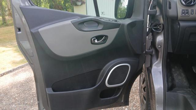 Renault Trafic image 7