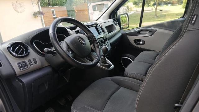 Renault Trafic image 3